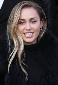 She debuted a brand new haircut on twitter, and we're getting major step mullet vibes. 32 Crazy And Beautiful Miley Cyrus Pictures And Photos This Year 2021 Page 12 Of 32 Lasdiest Com Daily Women Blog Miley Cyrus Long Hair Miley Cyrus Hair Miley Cyrus Pictures