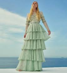 Bellissimo vestito color champagne ricamato da cerimonia per bambina. Abiti Da Cerimonia Lunghi 2021 80 Vestiti Meravigliosi Beautydea