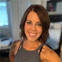 Caitlin Stahl's Instagram, Twitter & Facebook