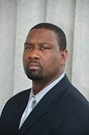 Robert "Bobby" Mays (2002)