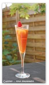 Sangria Sans Alcool 500ml De Jus D Orange 500ml De Jus De Raisins 500ml De Jus D Ananas 2cas De Sirop Sangria Sans Alcool Jus De Raisin Recettes De Boissons
