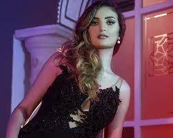 Raïssa somai, une magnifique brune de 19 ans d'origine tunisienne, a été élue fin août miss neuchâtel. Miss Tunisie News