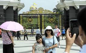 Visa ke china dari malaysia. Pelancong China India Dikecualikan Visa Setahun Free Malaysia Today Fmt