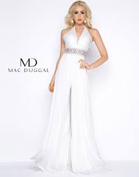A collection of classic designs curated with a youthful sophistication that both marks the moment and redefines tomorrow. 77214a Mac Duggal