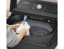 5.5 cu. ft. Extra-Large Capacity Smart Top Load Washer with Super Speed  Wash in Brushed Black