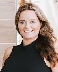 Debbie Acevedo's Instagram, Twitter & Facebook