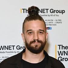 Emmerdale star Fiona Wade and Simon Cotton announce engagement