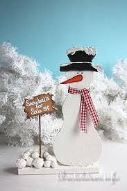 Haben sie sich schon entschieden, wie sie dieses jahr ihre wohnung zum weihnachten dekorieren werden? Basteln Mit Holz Bastelvorlagen Weihnachten Und Winter