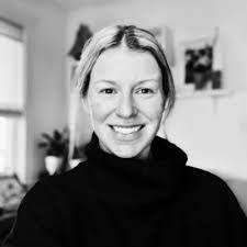 Margo Cramer's Instagram, Twitter & Facebook