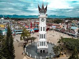Jam gadang ikon wisata bukittinggi travel kompas com jam gadang. Brixlion Mesin Penggerak Pada Jam Gadang Yang Hanya Ada Dua Di Dunia