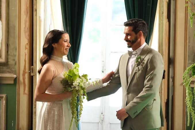 Andreia e Vítor: O álbum de um casamento repleto de emoção - SIC