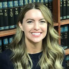 Sarah Simkins's Instagram, Twitter & Facebook