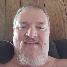 DOES ANYONE ONE KNOW AMANDA COMBS BOYFRIEND TIM I NEED TO TALK TO HIM