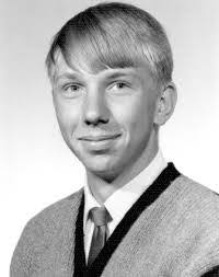 Melvin Grimm's Instagram, Twitter & Facebook