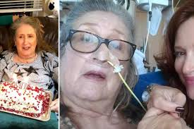 Lourdes Farley's Instagram, Twitter & Facebook