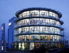 Yelp is a fun and easy way to find, recommend and talk about what's great and not so great in landshut and beyond. Vr Bank Verwaltungszentrum Vr Bank Landshut Eg