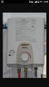 Hampir sama dengan water heater sebelumnya, kali ini paloma hadir dengan alat pemanas airnya yang memakai daya gas. Jual Water Heater Gas Paloma Di Lapak Toko Budi Mulyo Bukalapak