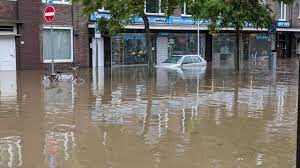 In limburg gaat dat gepaard met steeds langere perioden van droogte, maar ook met steeds heviger wordende regenbuien. 0ryftumus Kmfm