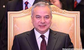Raja ahmad nazim azlan shah bin almarhum raja ashman shah (born 10 march 1994) is a member of the perak royal family. The Sultan Of Perak Umno S Utusan And Politics Din Merican The Malaysian Dj Blogger