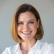 Lindsey Claure Painter