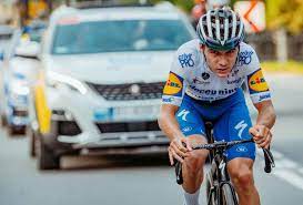 Remco evenepoel has abandoned the giro d'italia 2021 after stage 17. Sturzverletzung Remco Evenepoel Legt Erneut Trainingspause Ein Cyclingmagazine
