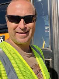 39 Musts: What to Pack in a Car Emergency Kit