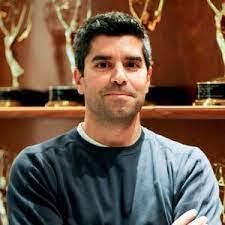 Shane Robidoux's Instagram, Twitter & Facebook