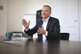 Самые новые твиты от bernhard gruber (@throttleforward): Bankenexperte Die Ausfalle Werden Wesentlich Steigen Markte 02 06 2020 Fonds Professionell