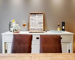 Enjoy the best designs of 2020 and discover your favorite ones! Country Chic Living Room Easyrelooking
