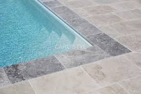 Margelle En Travertin Gris Un Style Moderne Assure Magasin De Carrelage Pierre Naturelle Salle De Bain Var La Seyne Sur Mer Caro Styl