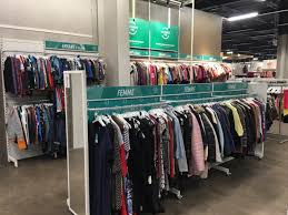 Vente de vêtements de seconde main tendances et vintage à petits prix. Gemo Se Lance Sur Le Marche De La Seconde Main