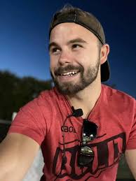 I call him Eddie Spaghetti. He likes pasta? No, he has worms 🪱 😂