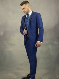 Fotos, precios, opiniones, disponibilidad y teléfono. Oferta Traje Novio Completo 295 Euros O 395 Euros Garrido Ceremonia