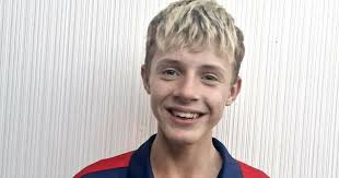 Behind the stumps: Warrnambool teen selected for Western Waves