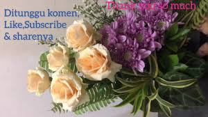 Cara mudah merangkai bunga arfificial bagi pemula.untuk merangkai bunga artificial diperlukan: Simple Flowers Arrangement Tutorial Cara Merangkai Bunga Sederhana Mudah Murah Youtube Rangkaian Bunga Bunga Sederhana