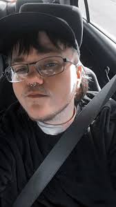 Hello, I'm Kenneth and something to know about me is