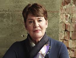 TALKING TO STRANGERS FIONA BARTON