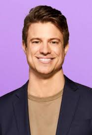 Lloyd, Bradley and Ben catching up. 🕯️ for Avery.