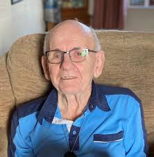 Shocked and saddened to find out today that W.Bro. Glynn Harvey, late of  Prolate Lodge and Chelsea Lodge had passed away. His funeral was this  morning at Beckenham Crematorium (with a guard