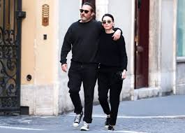 Joaquin phoenix and rooney mara welcome baby boy, named after phoenix's late brother, river, director says by caitlin o'kane september 28, 2020 / 2:07 pm / cbs news You Ll Never Guess Joaquin Phoenix S Nickname For Rooney Mara Rooney Mara Joaquin Phoenix Joaquin