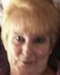 Amanda Metzler's Instagram, Twitter & Facebook