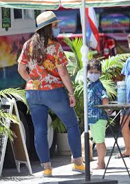 Posted to jennifer love hewitt. Jennifer Love Hewitt Spotted In The Pacific Palisades 32 Gotceleb