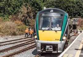The Minister Plus Platform 10 And The Phoenix Park Railway Tunnel Not Forgetting Irish Rail Staff Ref 107152 In 2020 Railway Rail Train Train