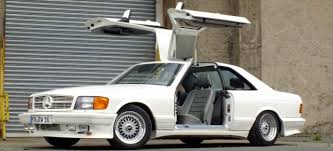 Ruggles's cars, including a signal orange 1984 porsche 911 rsr tribute. Protztausend Sgs Gullwing Mercedes 500 Sec 84er C126 Zum Beflugelten Luxus Liner Gestylt Mercedes Fans De Prasentiert Den Sgs Gullwing Exklusiv Auf Der Mercedes Fanworld Auto Der Woche Mercedes Fans Das Magazin Fur