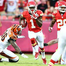Kansas City Chiefs Rookie De Anthony Thomas Awesome Touchdown During Pre Season G Kansas City Chiefs Football Kansas City Chiefs Virginia Tech Hokies Football