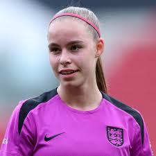 A first appearance at #U19WEURO for Nelly Las 🙌