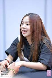 ป กพ นโดย jyjone ใน pun bnk48 นางฟ า ฉลาม คนด ง