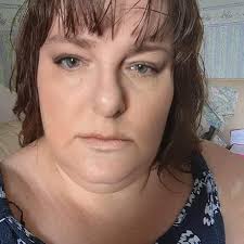 Ahead of the Curse (A Cursed Witch Mystery Book 1) (English Edition) eBook  : Adams, Elle: Amazon.nl: Kindle Store