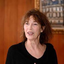 Born 14th of december 1946 in london, england. Jane Birkin Ihr Engster Vertrauter Ist Ein Pluschaffe Brigitte De
