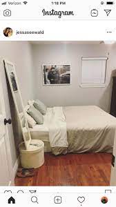 Minimalist bedroom ideas reddit streams ncaa march. Jessa S Minimalism Looks Like A Broke College House To Me Duggarssnark